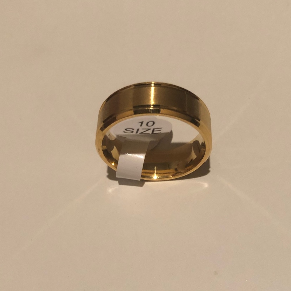 Men/Women Stainless Steel Titanium Ring Gold - Picture 4 of 6